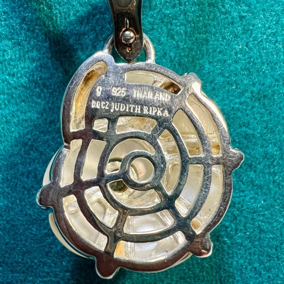Judith Ripka necklace SS MOP Conch shell/CZ pendant/Milor 925 chain 16” - Picture 5 of 13